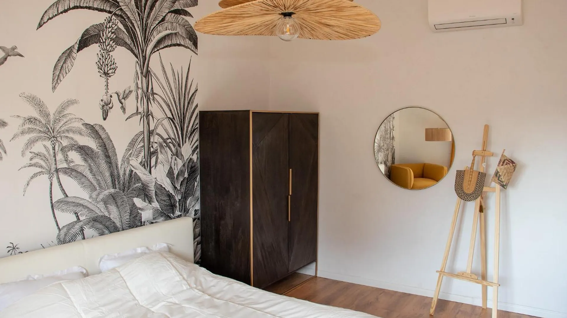Funny House By M Apartment Rome Italy